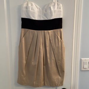 Strapless Dress with Pockets!